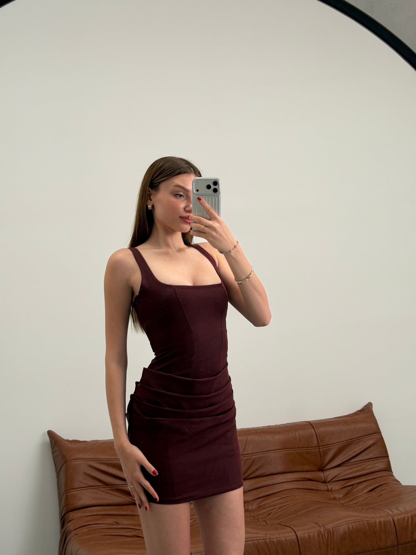 Bordo belden korseli drape detaylı elbise