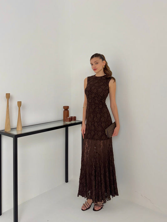 Kahverengi dantel elbise