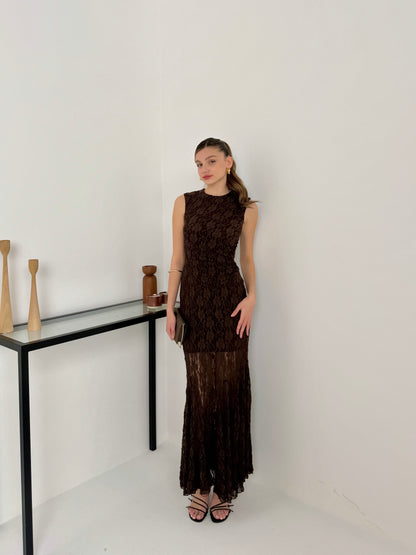 Kahverengi dantel elbise