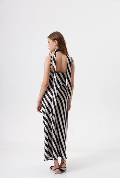 Zebra desenli kuşaklı elbise