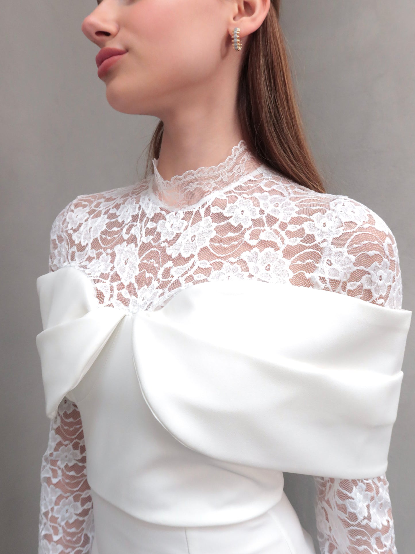 Beyaz Kayık yaka dantelli elbise