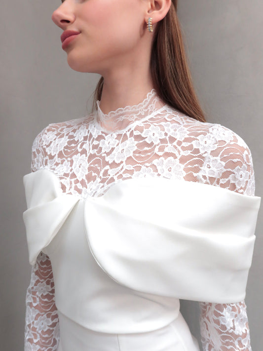 Beyaz Kayık yaka dantelli elbise