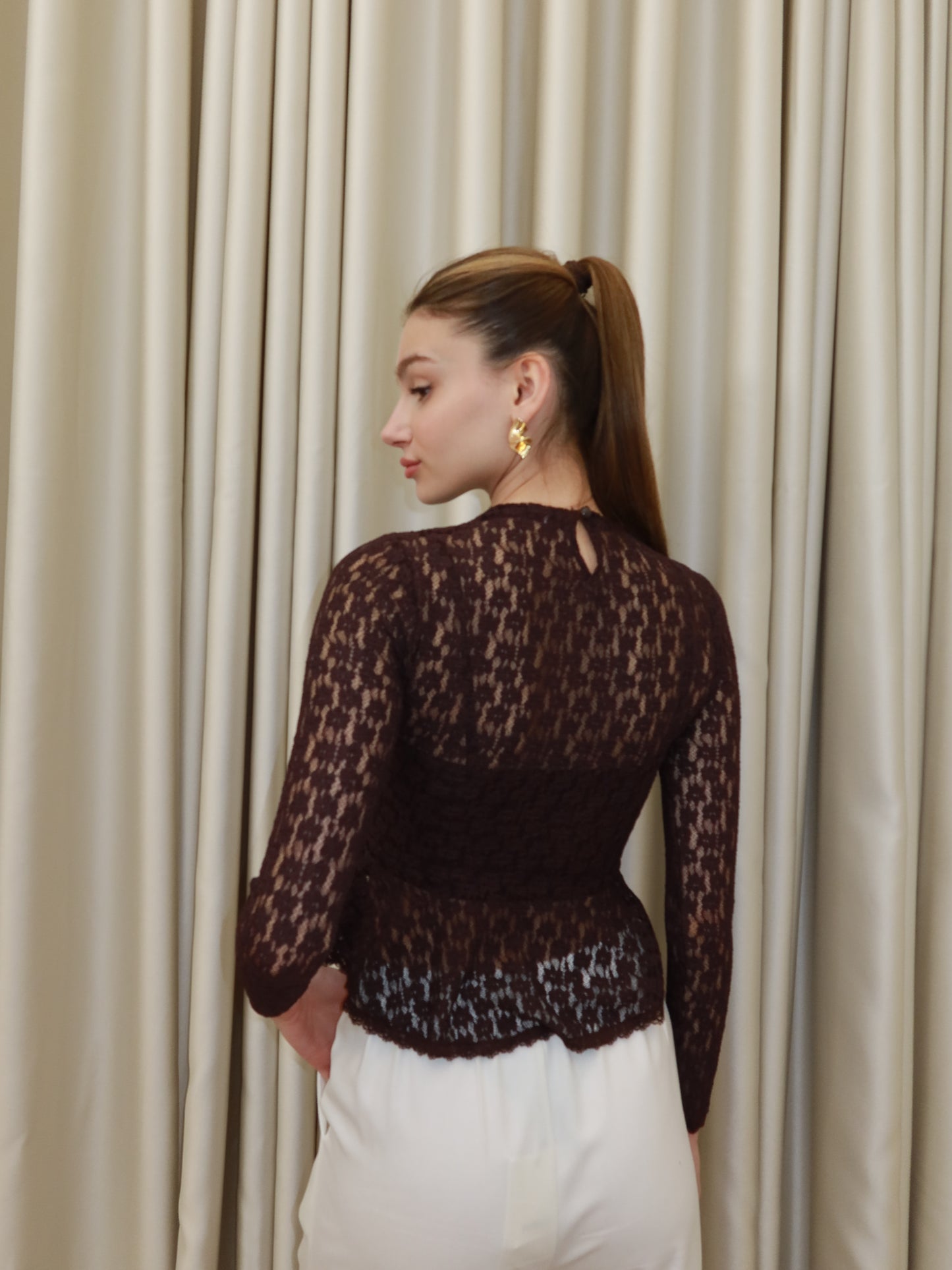 Astarlı Kahverengi Dantel Bluz