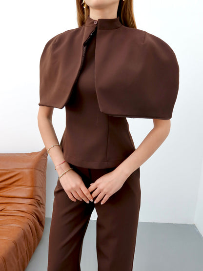 Kahverengi pelerinli 3’lü takım