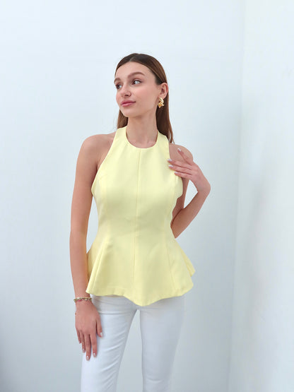 Sarı boyundan bağlamlı bluz