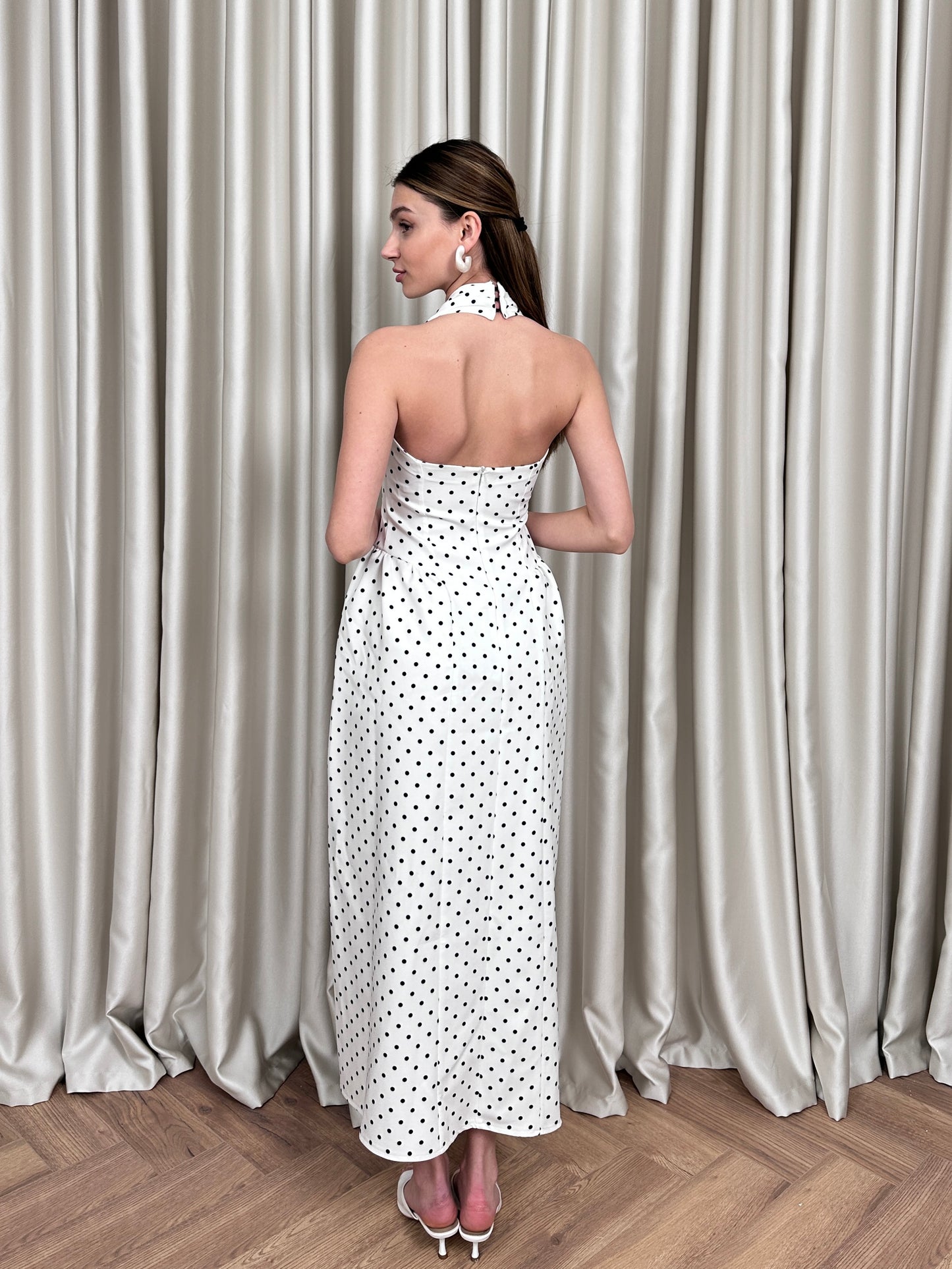 Fiyon detaylı puantiye elbise