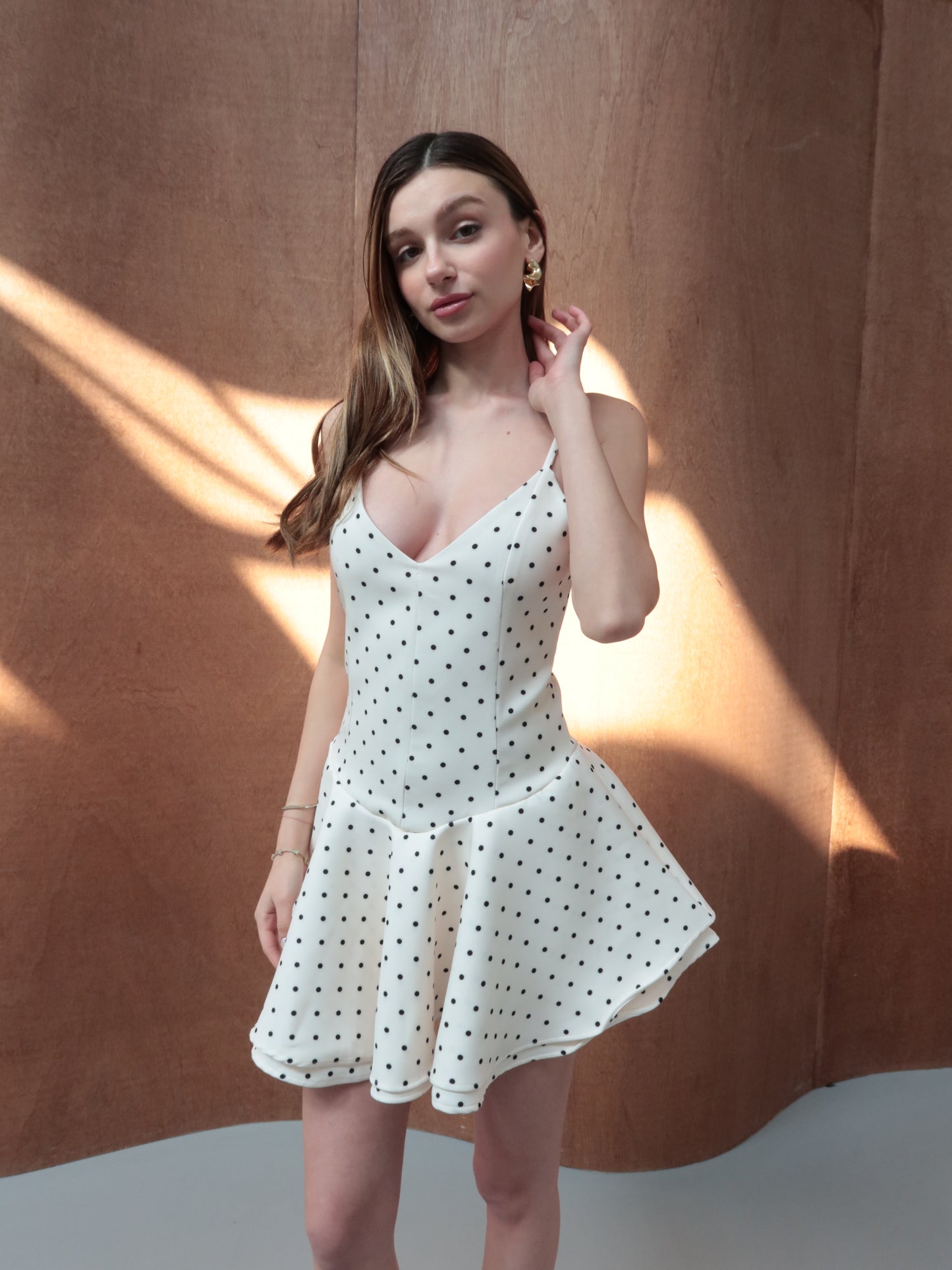 Krem puantiye desenli şortlu elbise